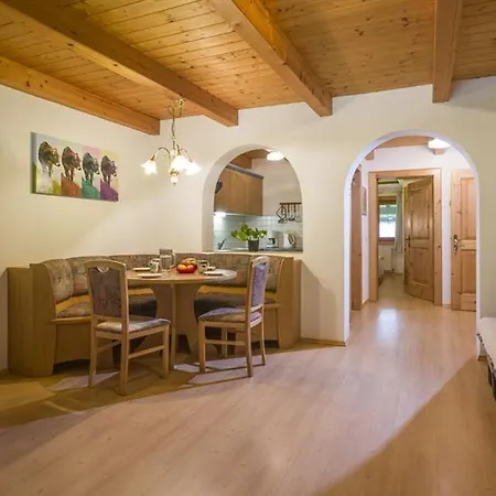 Zasserlhof Familie Bamberger Кёссен