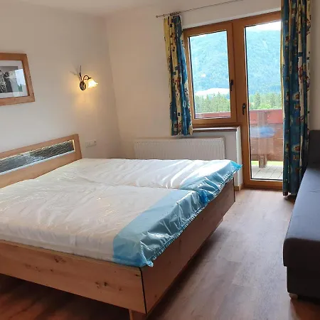 Zasserlhof Familie Bamberger Фермерский дом Кёссен